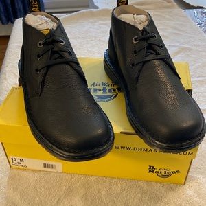 Men’s Dr. Martens Air Wair Sussex Chukka Boot size 10